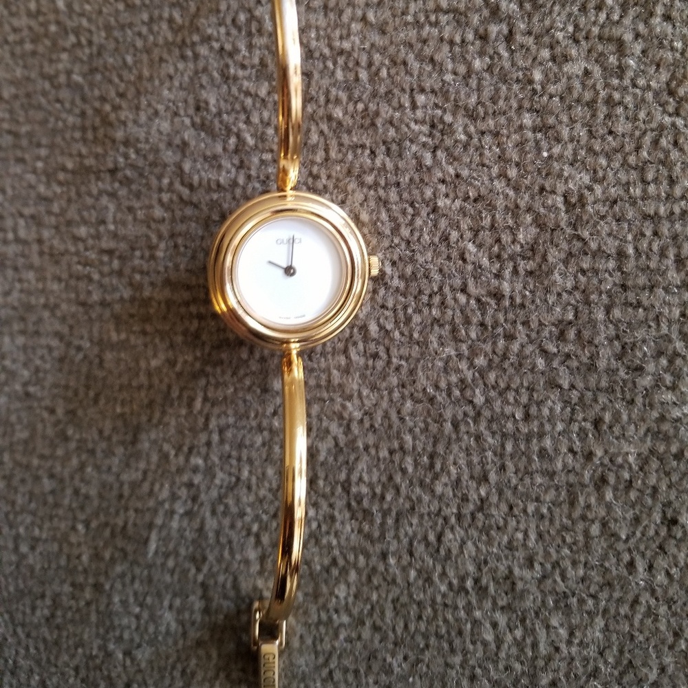 Gucci wristwatch